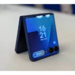 Samsung Galaxy Z Flip 8 Bukan Sekadar HP Lipat! Ini 5 Keunggulan 'Gila' yang Bikin HP Lain Terasa Kuno di 2026